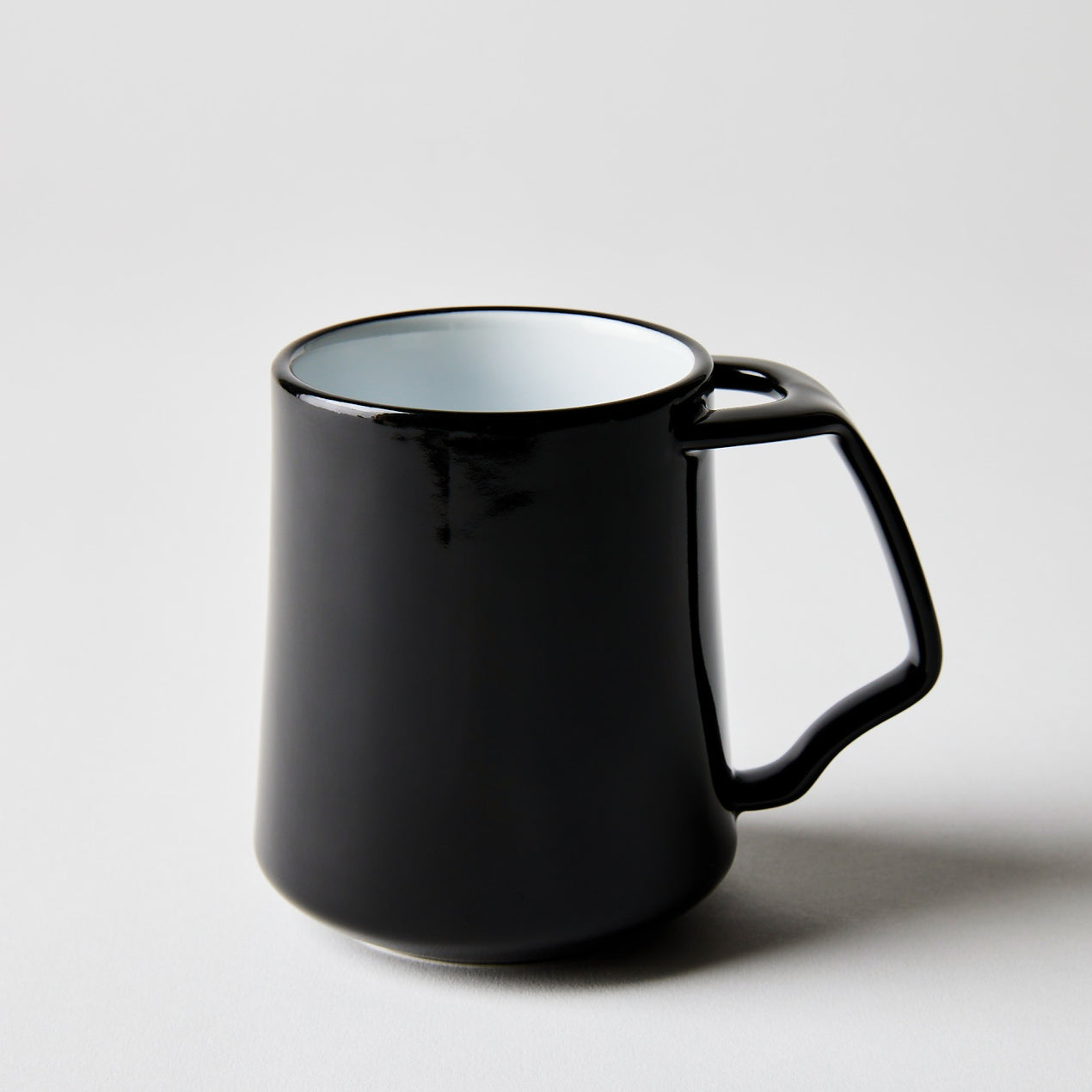 Købenstyle II Black Porcelain Mug