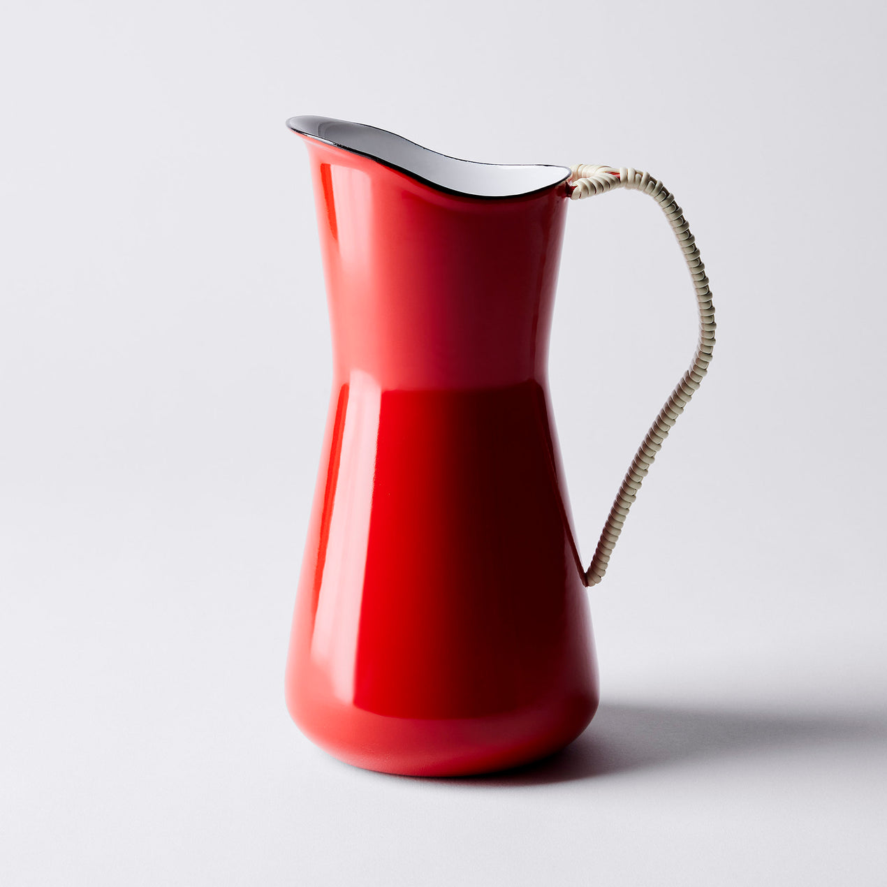 Købenstyle Wrapped Handle Water Pitcher, Chili Red